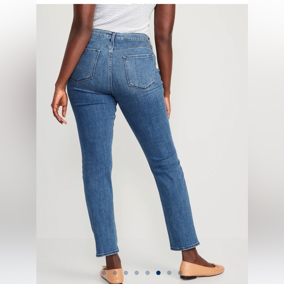 Old Navy High Rise Wow Straight Jeans - Picture 5 of 9